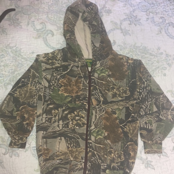 Boys small Sz 8 Zip up hoodie - Picture 1 of 3